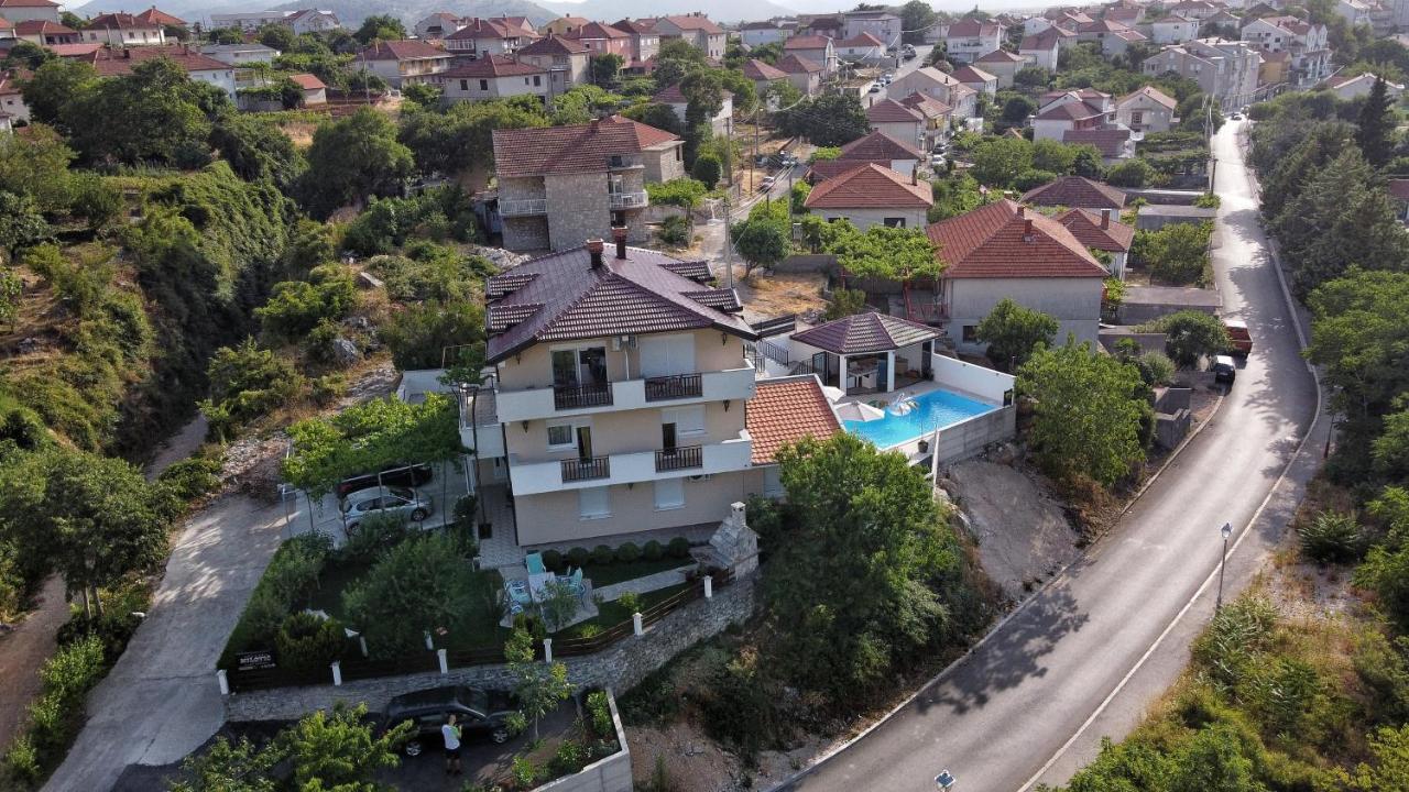 Studio Apartmani Milovic 特雷比涅 外观 照片